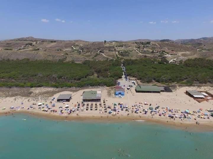 La Dama Bianca Bovo Marina Hotel Монталегро Екстериор снимка