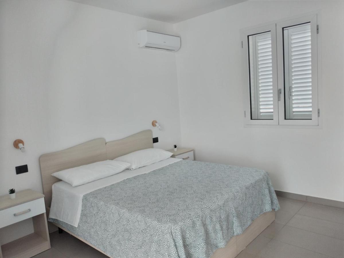 La Dama Bianca Bovo Marina Hotel Монталегро Екстериор снимка